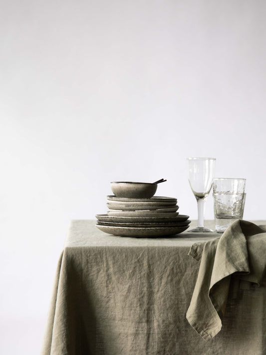 Tablecloth Linen 145x330, Olive - Tell Me More